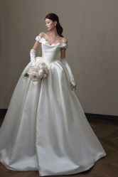 -HANSA韩纱婚纱礼服·龙凤褂·西装设计师集合店