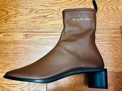 -Acne Studios(芮欧百货店)