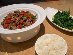 -渝信川菜 · 川味家常菜(财富购物中心店)