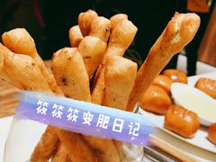 茴香小油条-巴奴毛肚火锅(大剧院店)