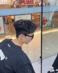 -M1山木造型国潮男士发型定制