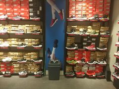 -五环Outlets(高新工厂店)