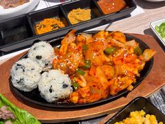 鸡脆骨配饭团-郑阿姨的家·이모네·韩料&烤肉(武川路店)
