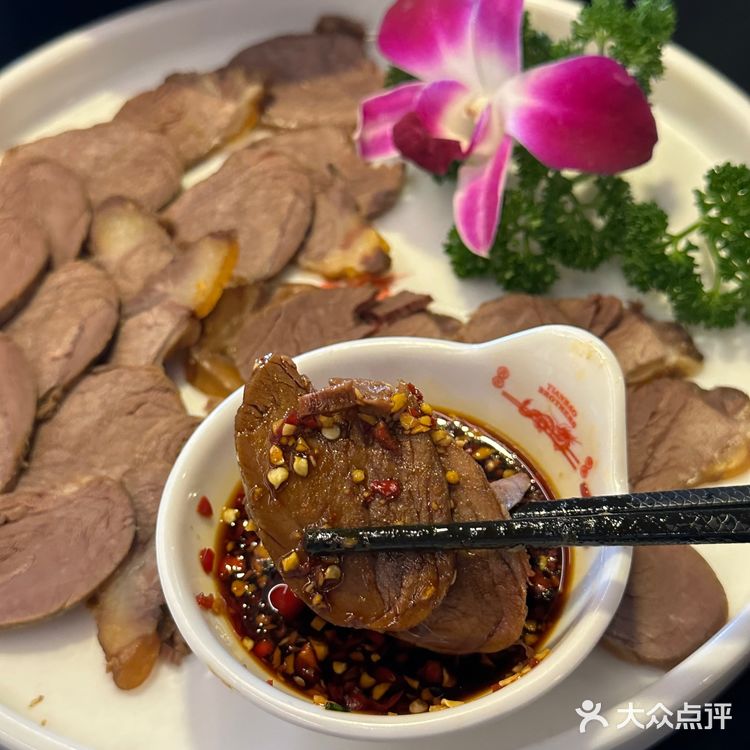 无雷！好吃！每回朋友来长沙都要吵着去的馆子