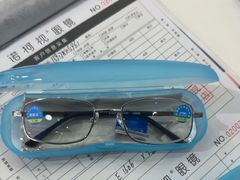 -诺柯视眼镜-蔡司依视路官方工厂店(淞南一店)