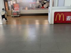 -麦当劳(合肥南站候车层)
