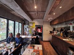靠窗位-Ginger(兴国路店)