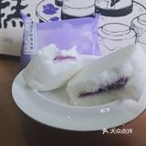 甜度恰好。可，多吃几小包，会稍甜腻了些