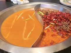 -沸炉重庆老火锅(军事博物馆店)