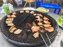 -小辣椒汤锅烧烤(温泉南街店)