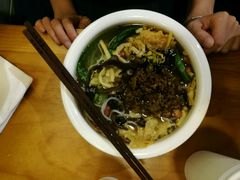 -水平有限螺蛳粉(宏达大厦店)