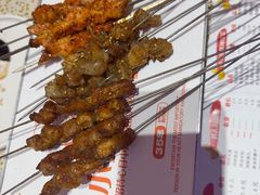 -小董哥烤串·爆汁大油边(故宫店)