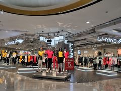 -沃尔玛咸宁市温泉路35号沃尔玛购物广场(咸宁温泉路店)