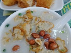 艇仔粥-穗银肠粉店(东川路店)