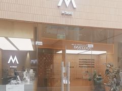 -M Stand(蓝色港湾店)