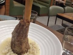 啤酒炖小羊腿-OGGI TRATTORIA PIZZERIA(深业上城店)