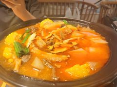 襄阳砂锅牛三鲜-莲餐厅·湖北菜·藕汤是头牌(愚园路店)