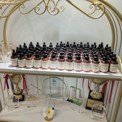 -YooMee优美智能科技美肤机构