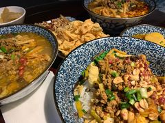 -粉家柳州螺蛳粉(杨宅路店)