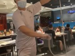 -海底捞火锅(崇文门新世界百货店)
