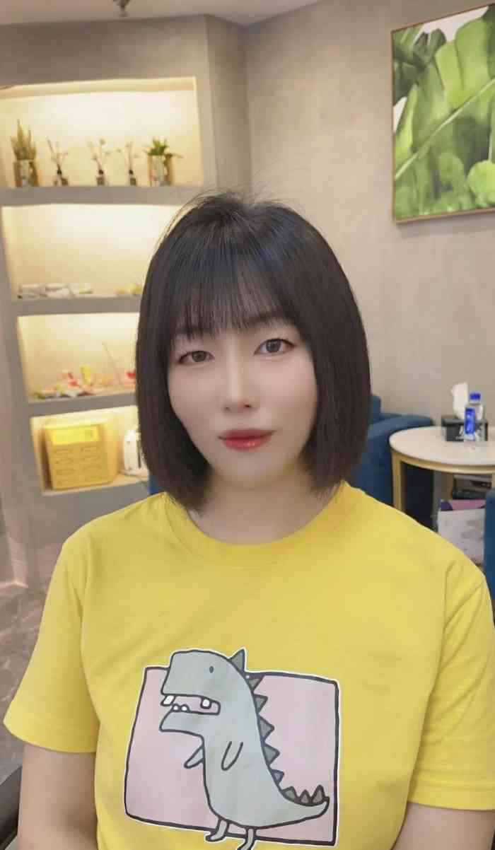 那茉造型(国贸店)-"第一次染发,选择了这里,因为是同事给我推.