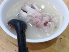 -雷祖芳老妈蹄花店