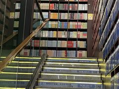 -新华书店(新街口旗舰店)