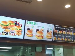 -德克士(汝河路店)