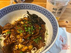 -沪西老弄堂面馆(定西路店)