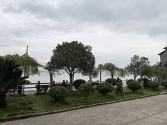 -鹰龙海畔度假酒店(咸祥店)
