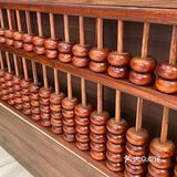 挺好找店里有7~8张桌子，干干净净的