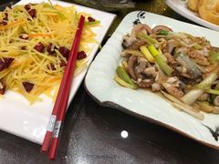 -洁神饭庄·海鲜·青岛菜·30年老字号(五四广场店)