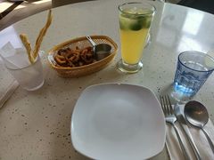 -必胜客(大坪英利店)