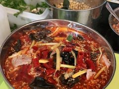 -红鼻子桂林米粉(金唐新光界店)