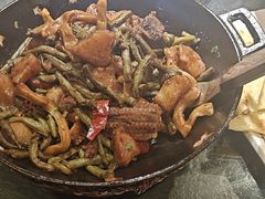 -靠山屯东北农家菜(八龙桥雅苑店)