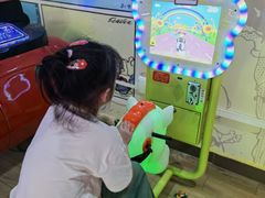-史努比缤纷世界