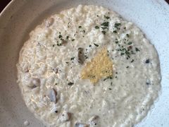 -MONICH牛排融合餐厅(和义大道购物中心店)