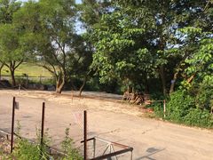 停车场之一-水库河鲜村