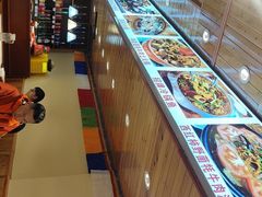 -乡土特色.冷锅鱼.牦牛肉汤锅