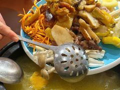 -菌之家·专业纯野生菌火锅·特色炒菌