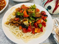 -汗腾格里·风味餐厅(新疆驻京办店)