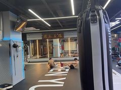 -臻元搏击格斗泰拳拳馆(港隆店)