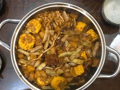 -内蒙焖面大盆骨餐馆(山大路店)
