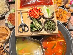 -巴卤社老火锅(财富店)