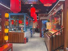 -宽板凳老灶火锅(台湾街店)