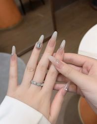 -H12 STAR日式美甲美睫专门店