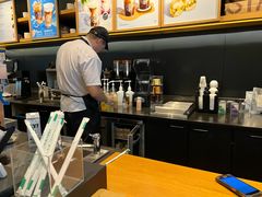 -星巴克臻选(华堂·新辰汇店)