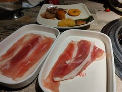-格瑞欧海鲜自助烤肉火锅(光彩店)