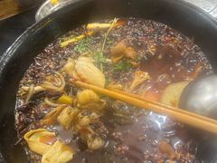 -鸿顺老铁锅美蛙鱼府(解放碑店)
