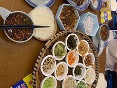 -包整·丝娃娃(一览甲秀楼风景店)